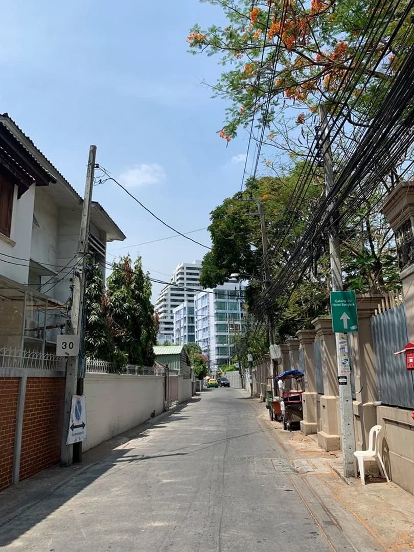Baan Siri Sukhumvit 10 — photo 14