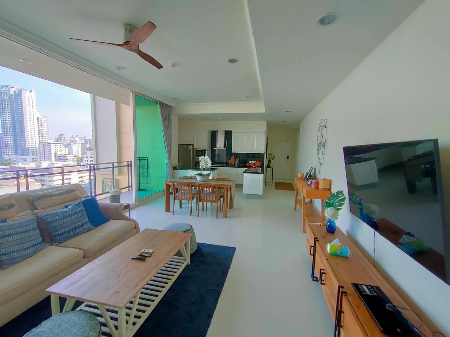 Royce Private Residences — photo 4
