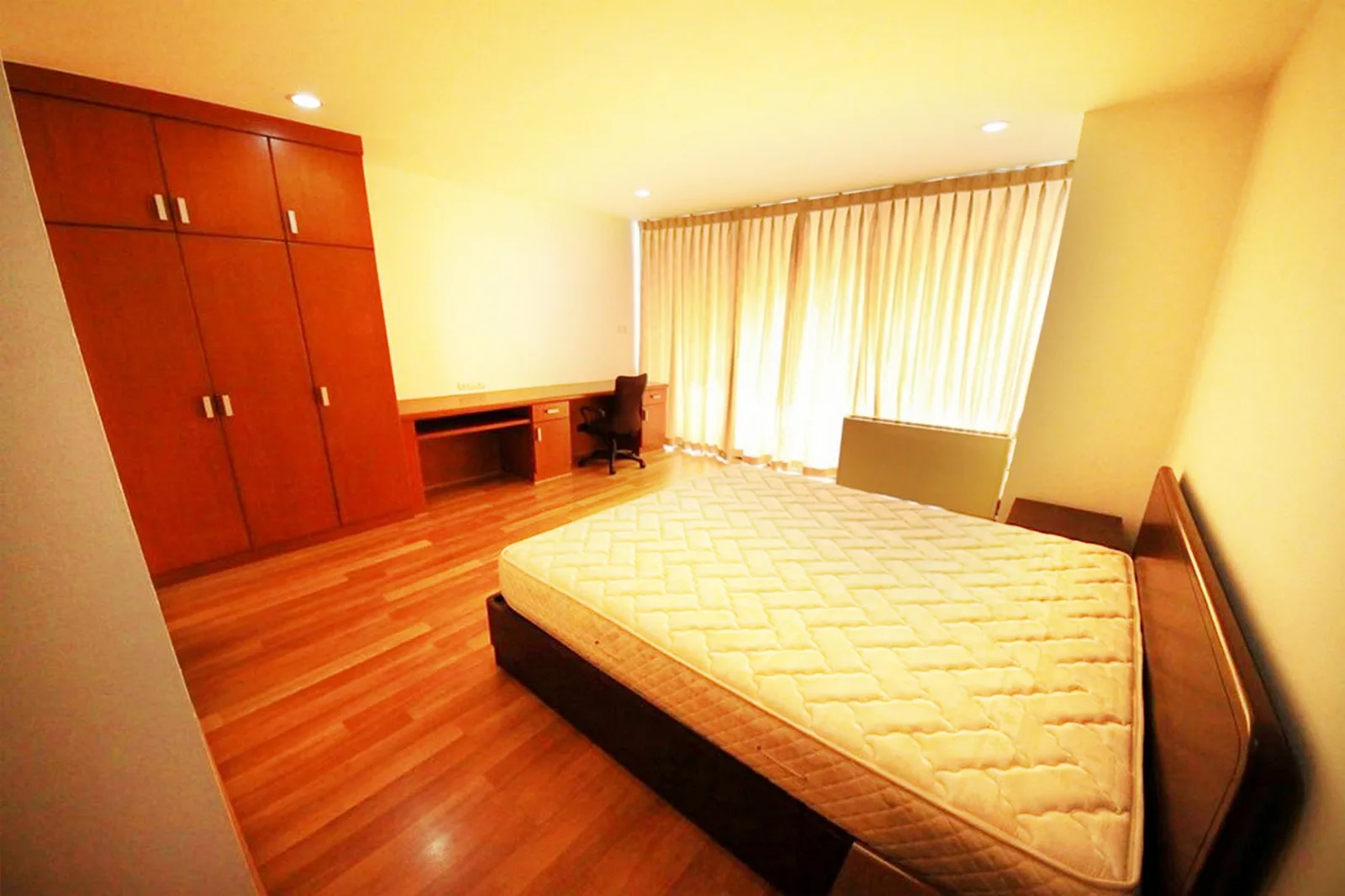 The Habitat Sukhumvit 53 — photo 3