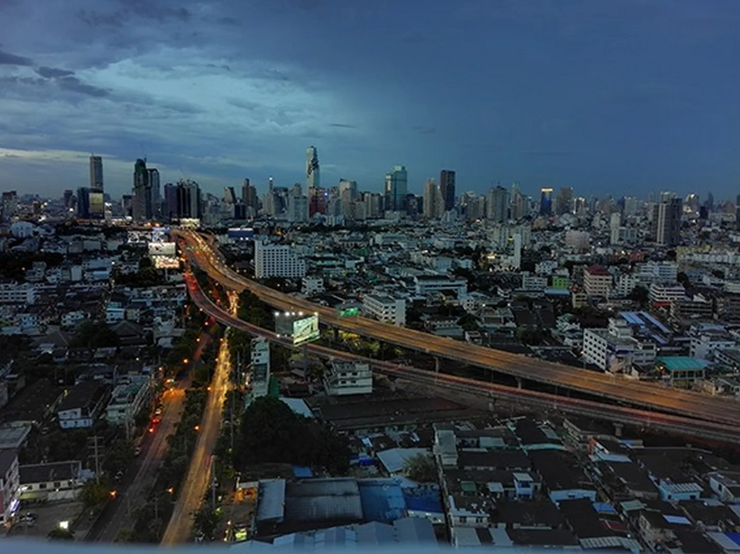 Supalai Lite Sathorn - Charoenrat — photo 12