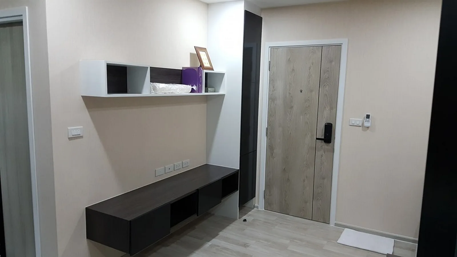 D-mark Condo — photo 2