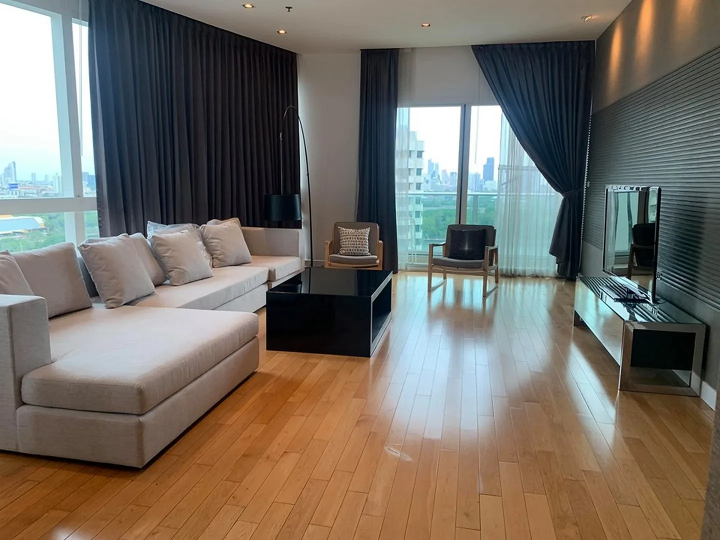 Millennium Residence — photo 1