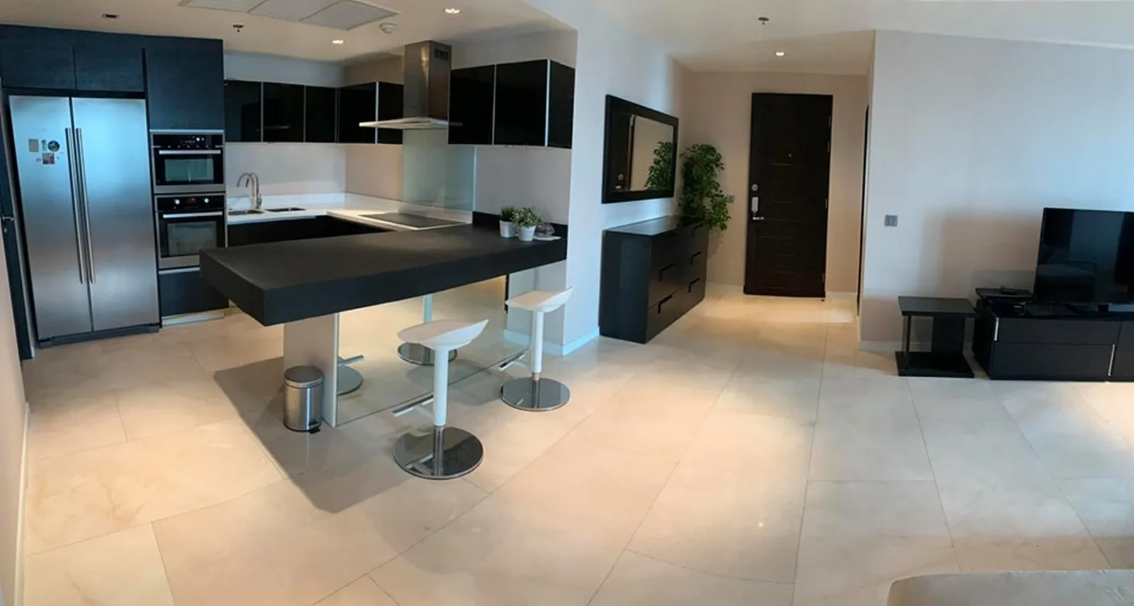 Eight Thonglor Residence — photo 1
