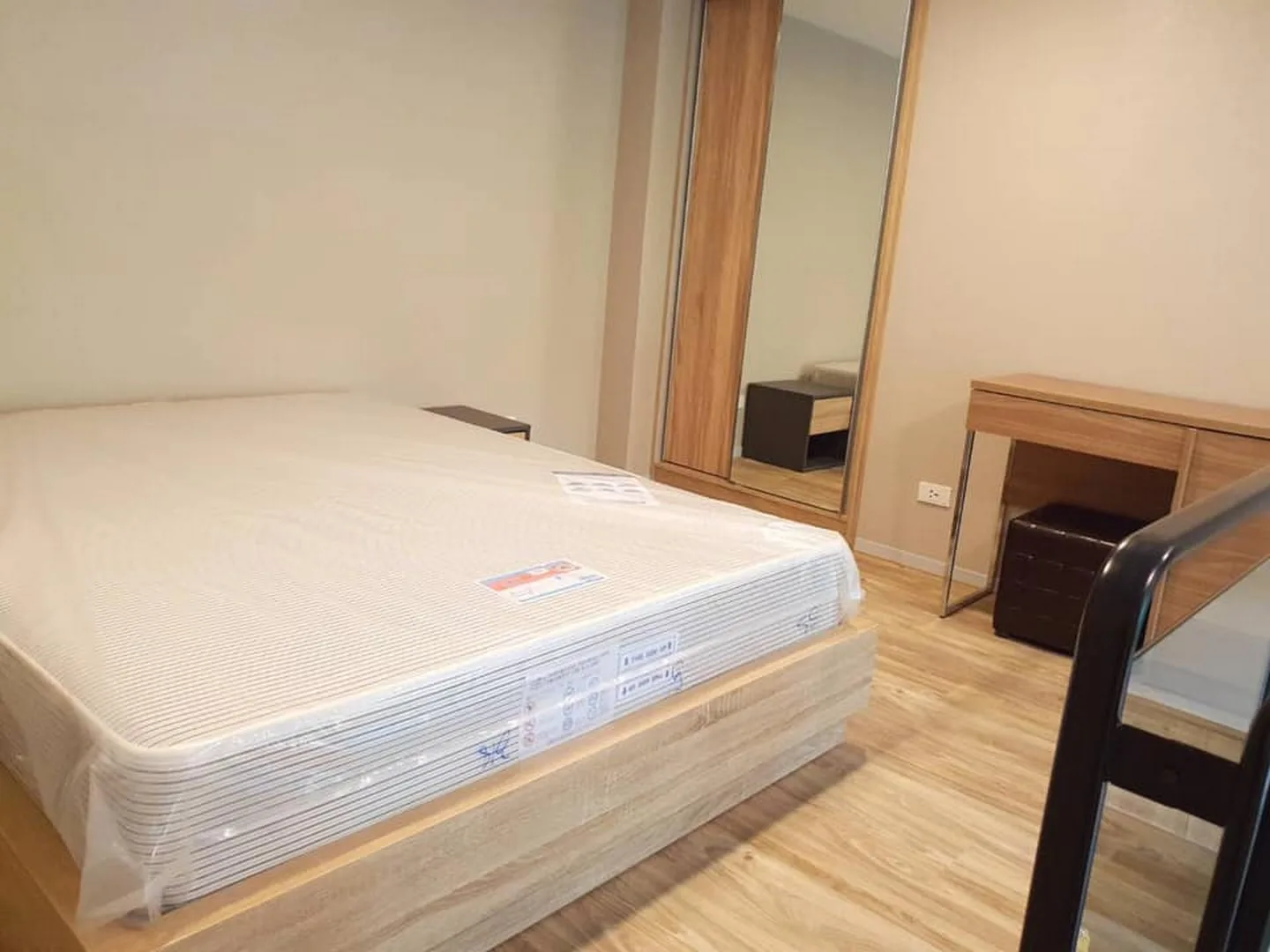 Blossom Condo @ Sathorn - Charoenrat — photo 13