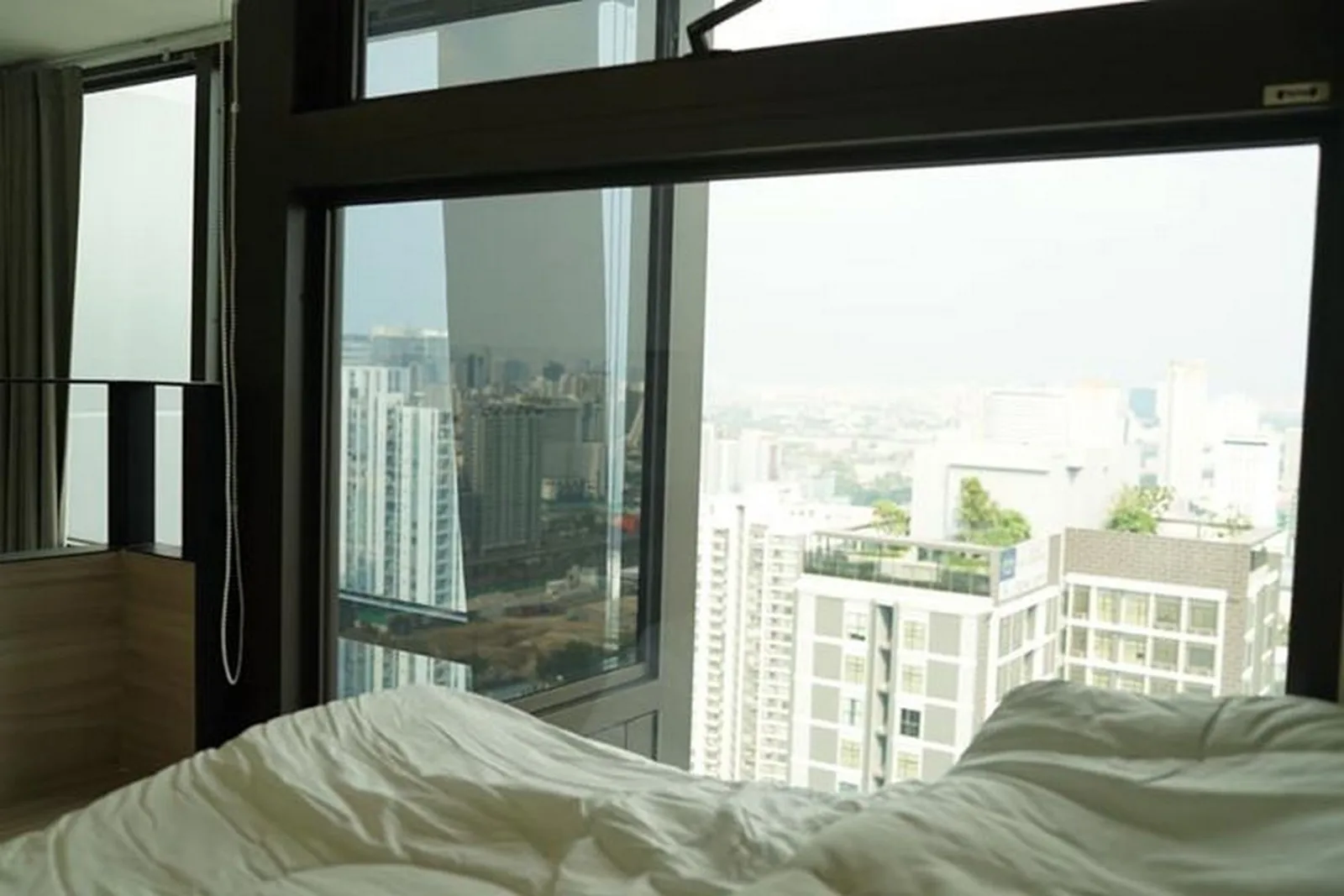 Chewathai Residence Asoke — photo 1