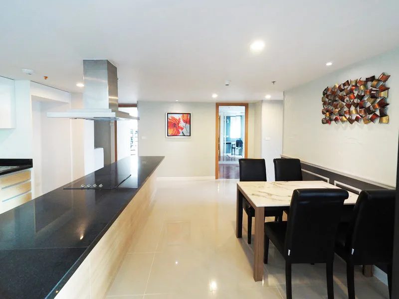 Circle Condominium — photo 13