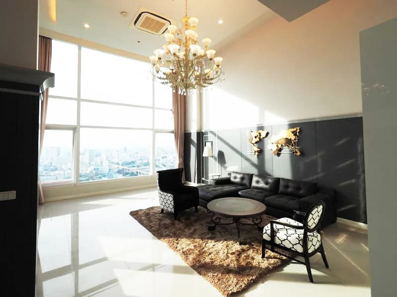 Circle Condominium — photo 15