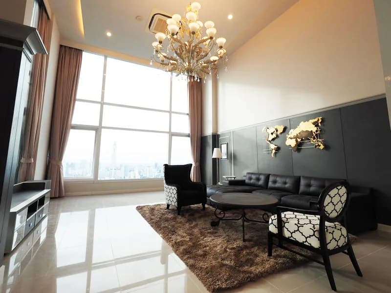 Circle Condominium — photo 18