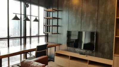 Ashton Chula - Silom