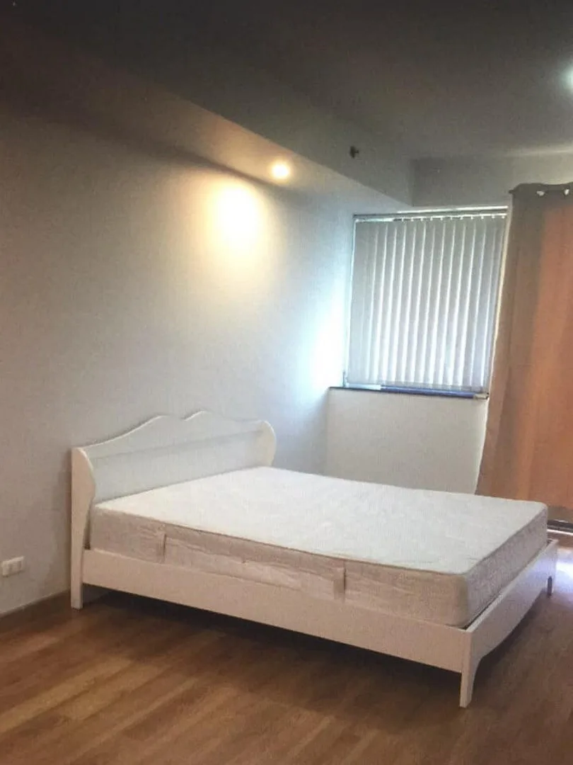 Supalai Oriental Place Sathorn - Suanplu — photo 1