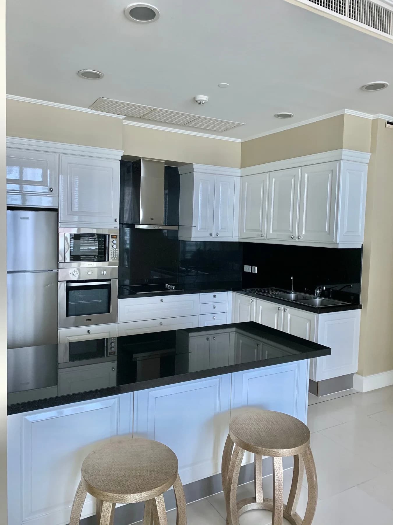 Royce Private Residences — photo 5