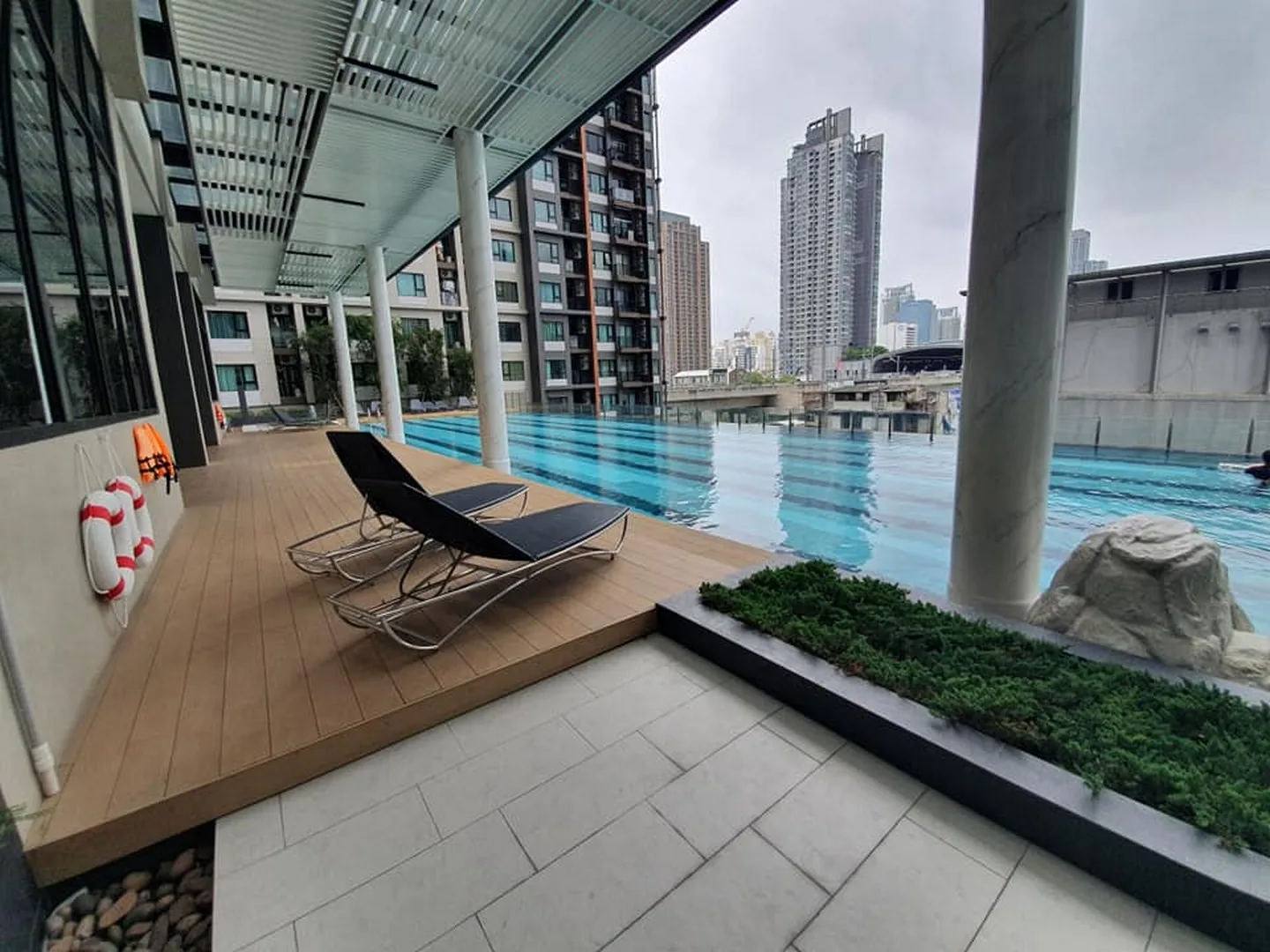 Life Asoke — photo 11