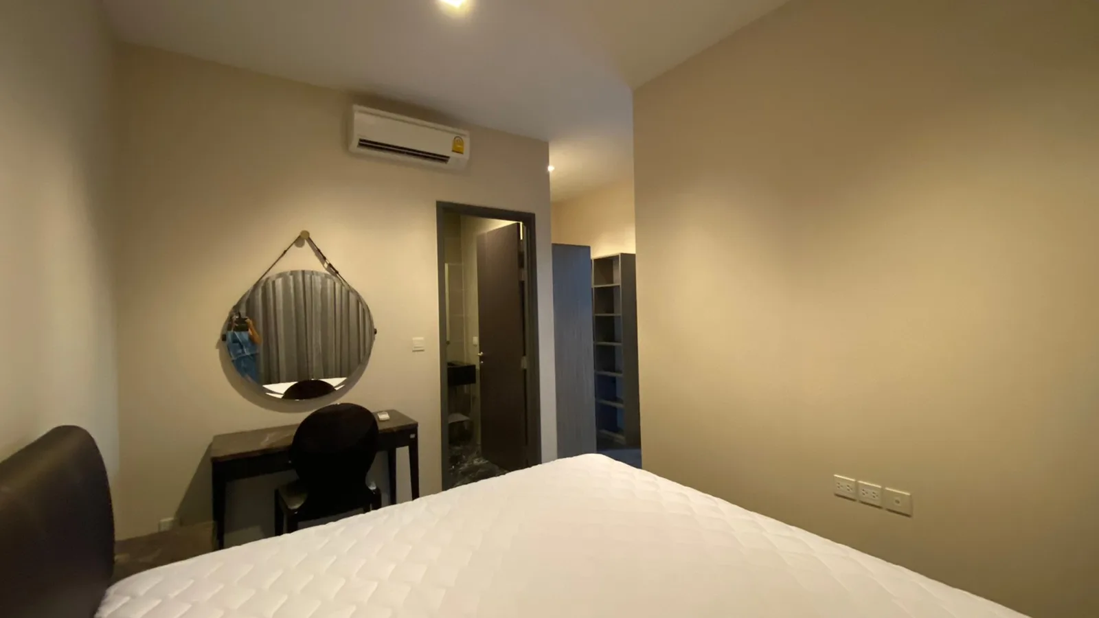 Edge Sukhumvit 23 — photo 15