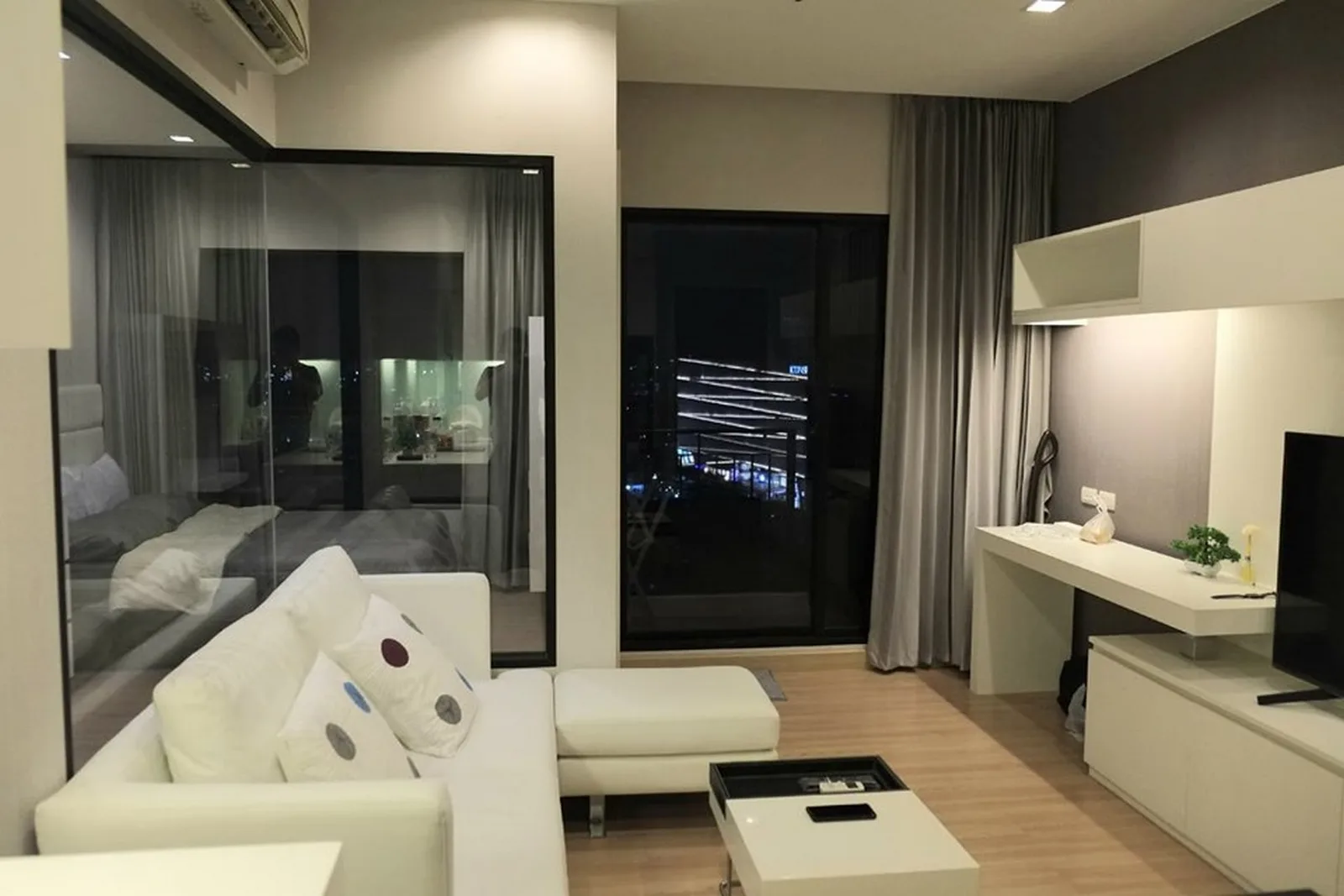 Urbano Absolute Sathon - Taksin — photo 1