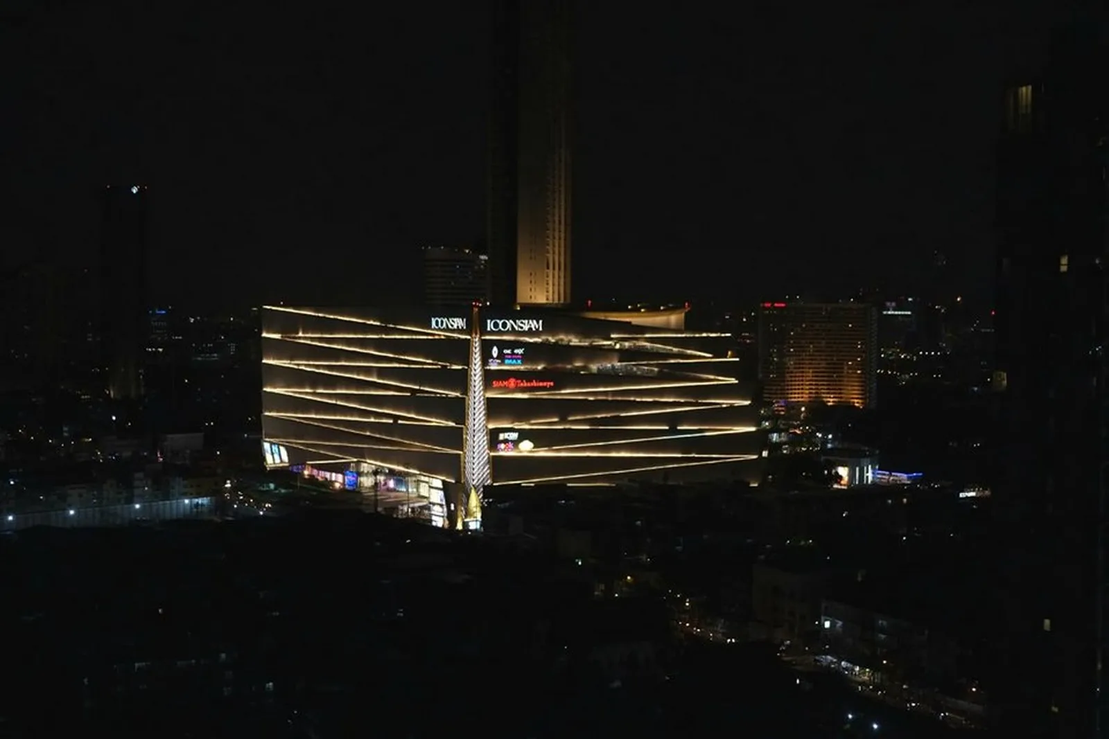 Urbano Absolute Sathon - Taksin — photo 6