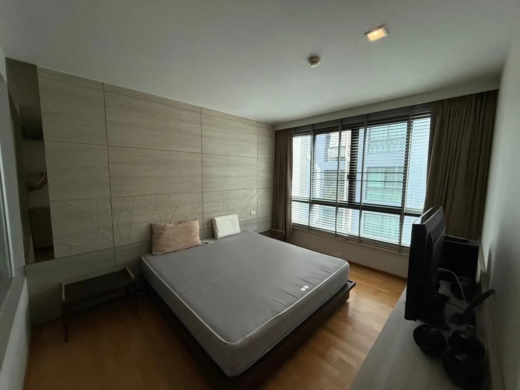 Issara@42 Sukhumvit — photo 4