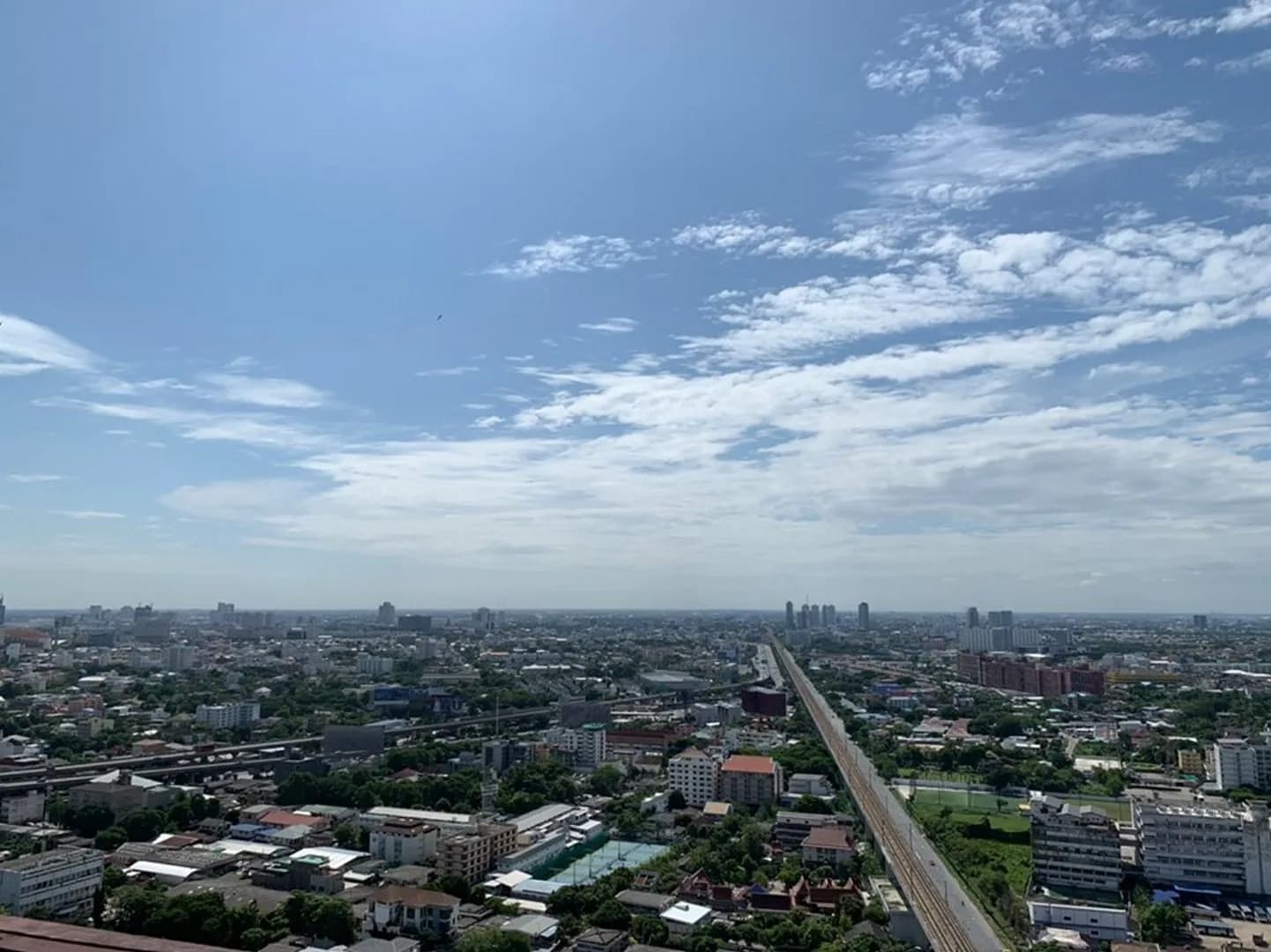 Plum Condo Ramkhamhaeng Station — photo 8