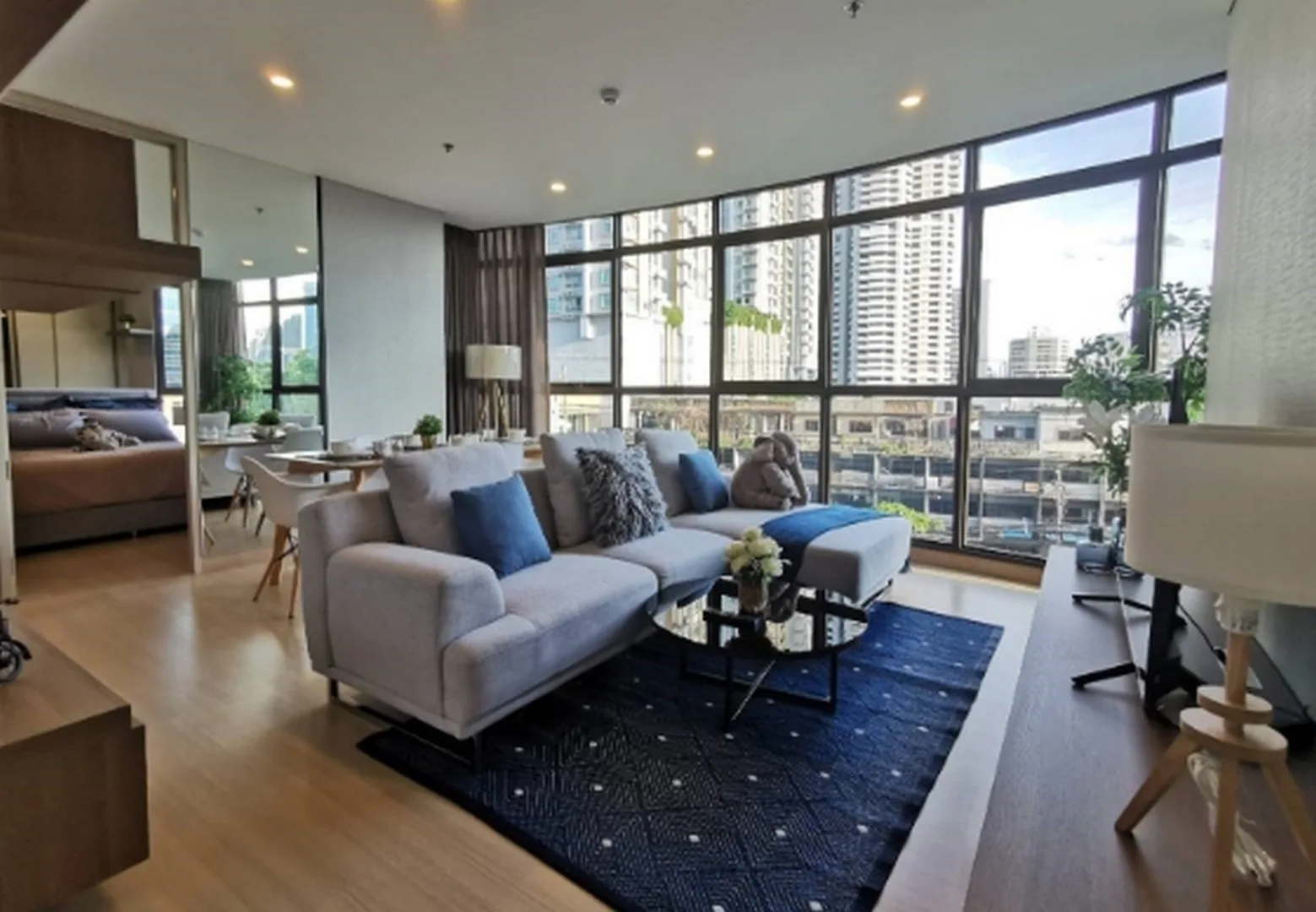 Lumpini Suite Phetchaburi - Makkasan — photo 1
