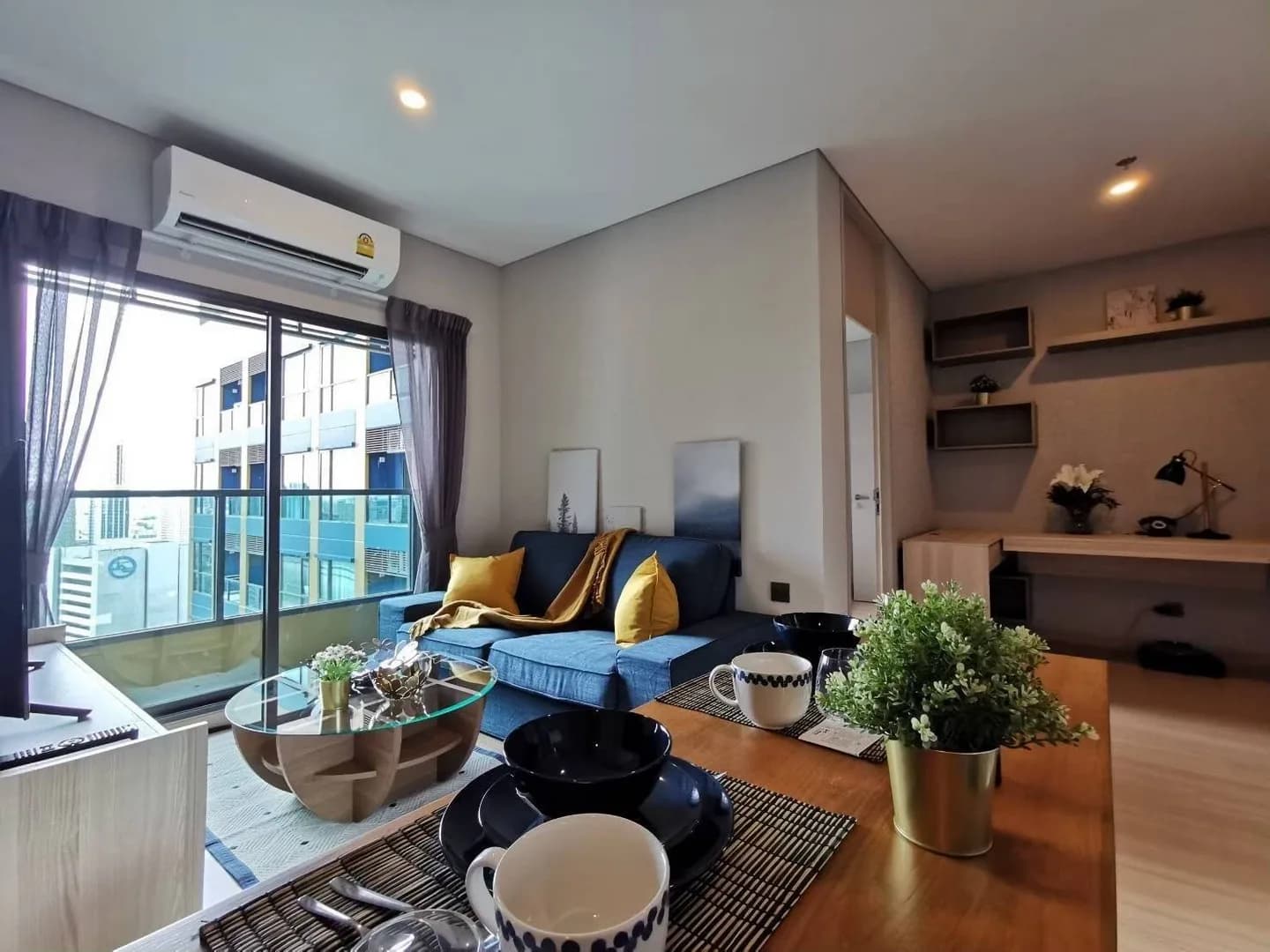 Lumpini Suite Phetchaburi - Makkasan — photo 1