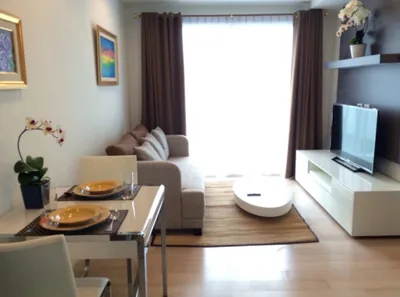 15 Sukhumvit Residences