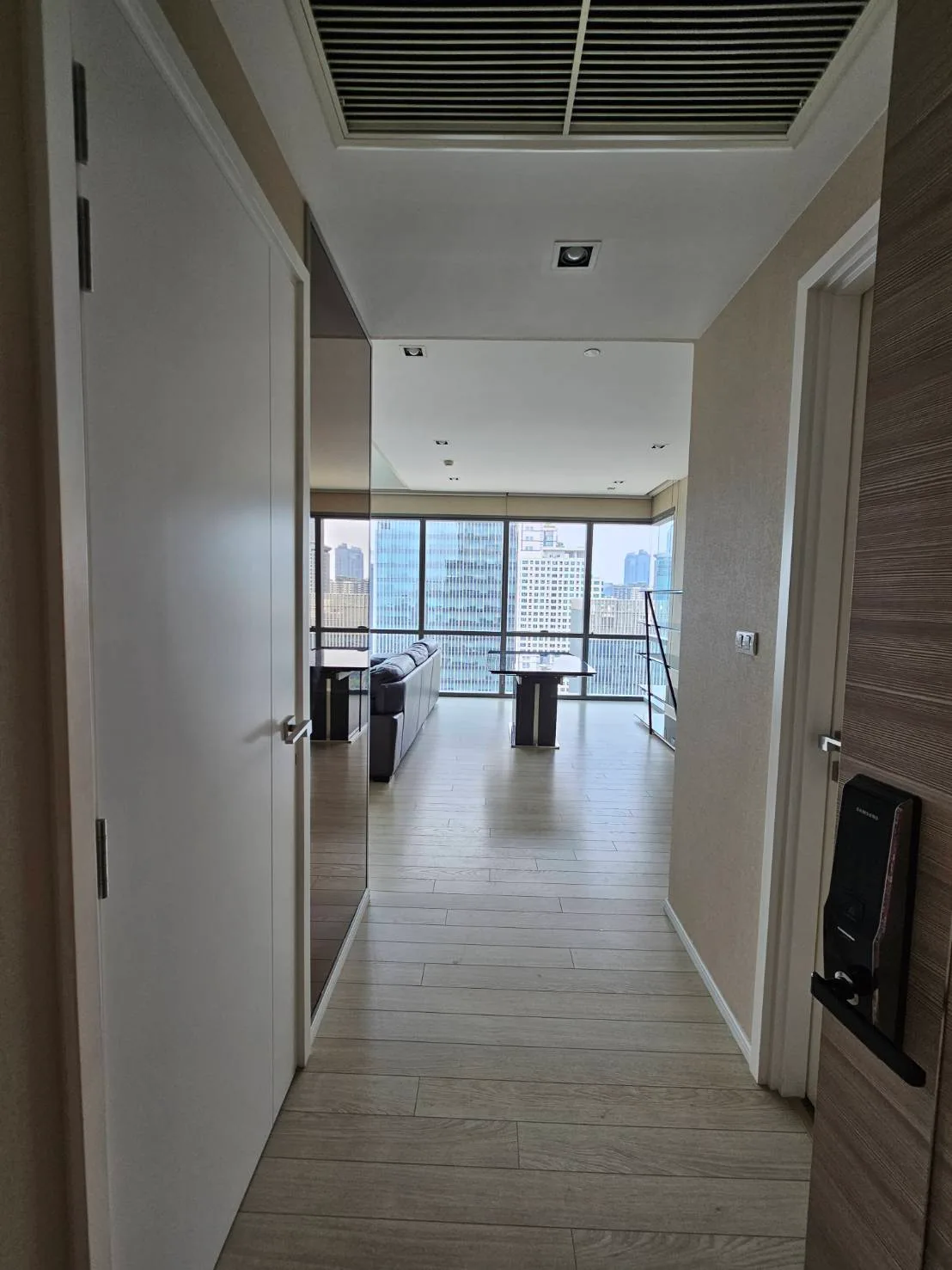 The Room Sukhumvit 21 — photo 11