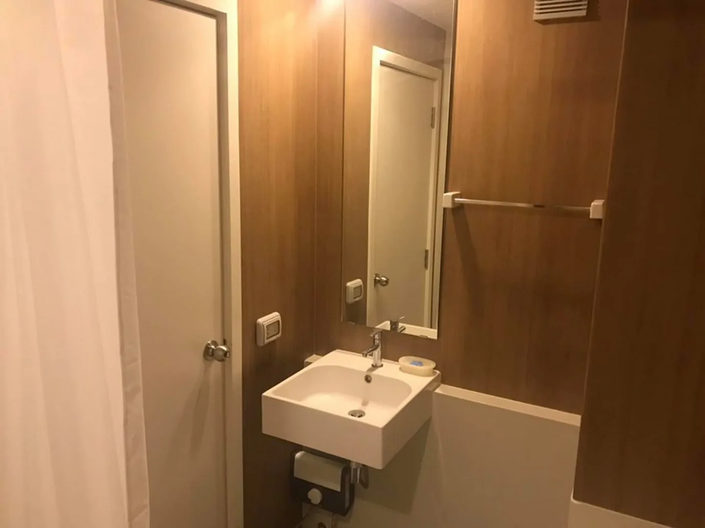 Blossom Condo @ Sathorn - Charoenrat — photo 17
