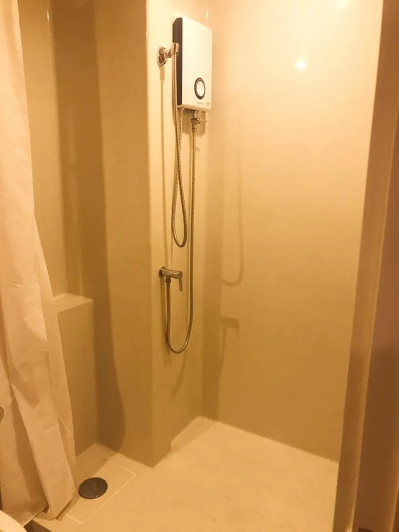 Blossom Condo @ Sathorn - Charoenrat — photo 9