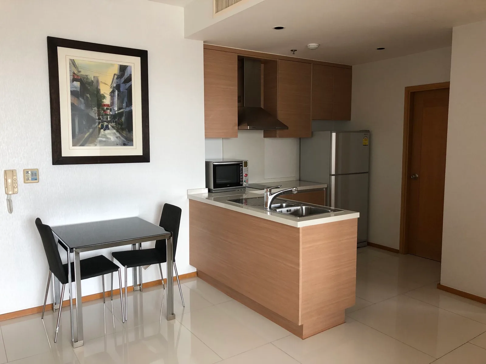 The Emporio Place — photo 3