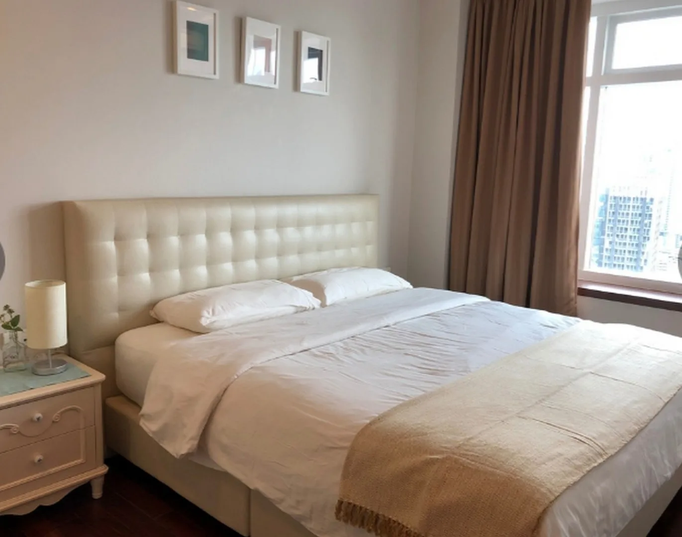 Circle Condominium — photo 3