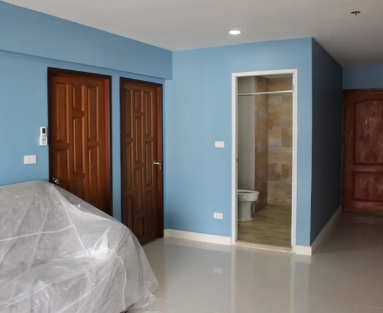 Baan Phaholyothin Place — photo 1