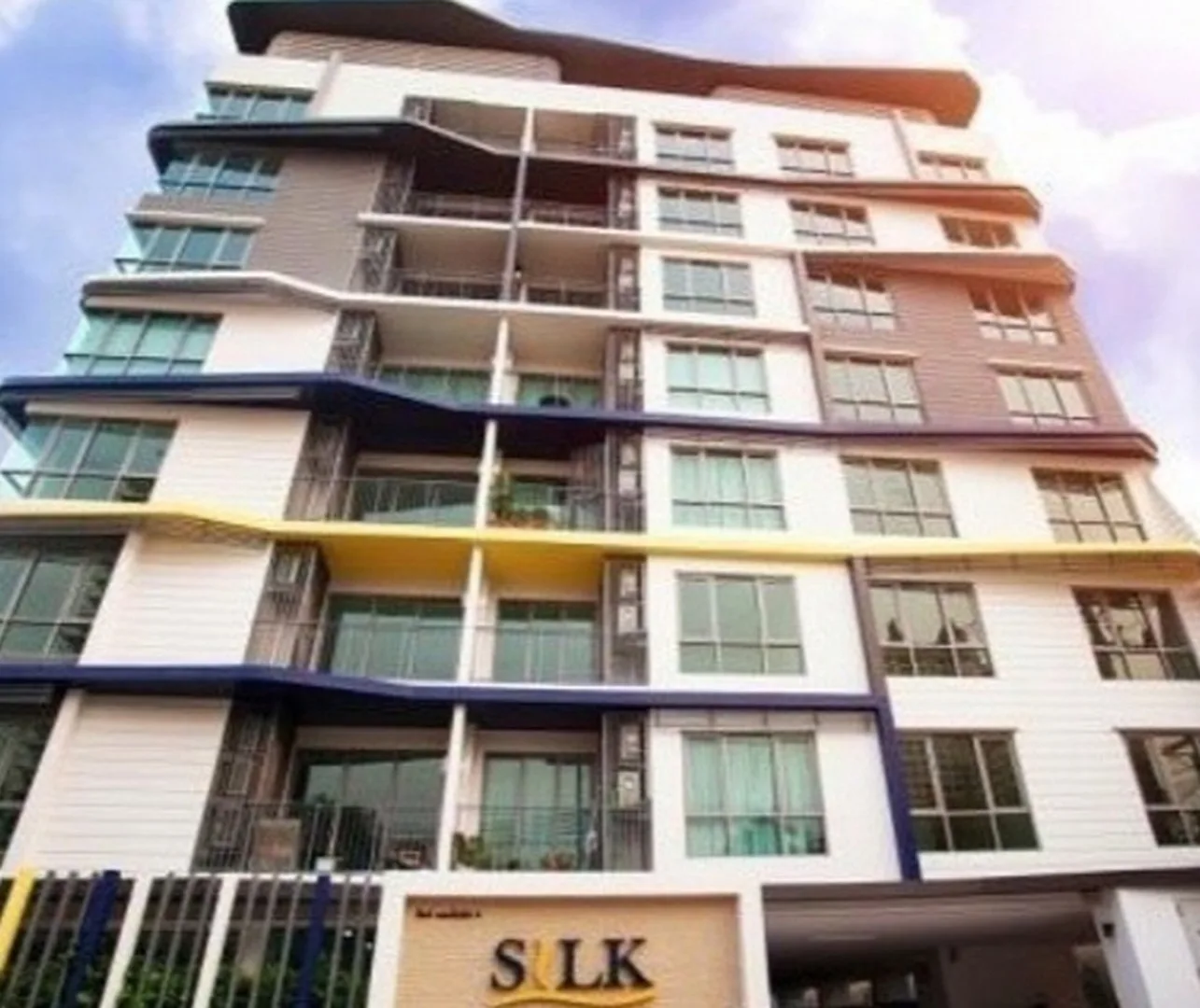 Silk Phaholyothin 9 — photo 1