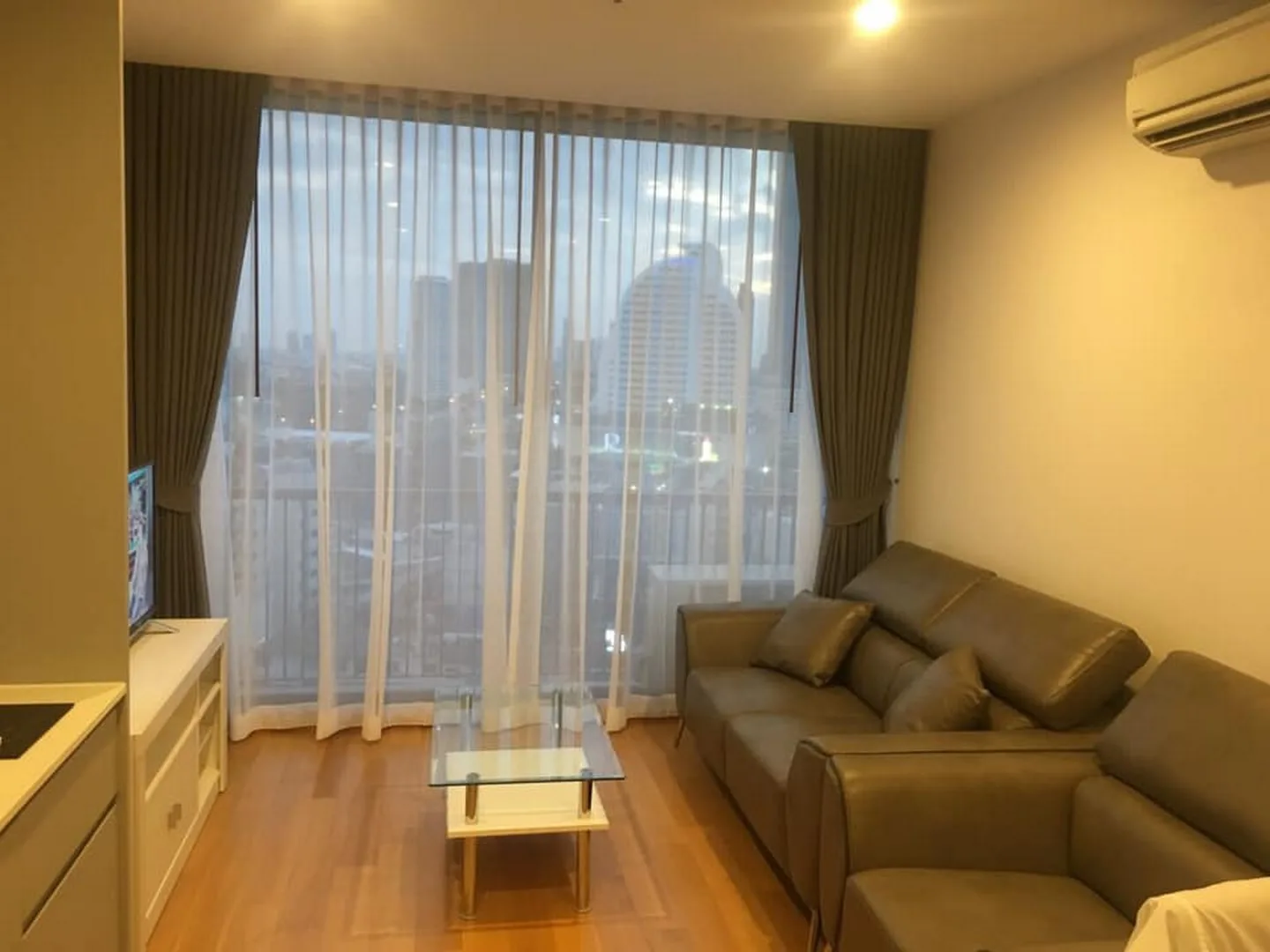 Noble Revolve Silom — photo 1