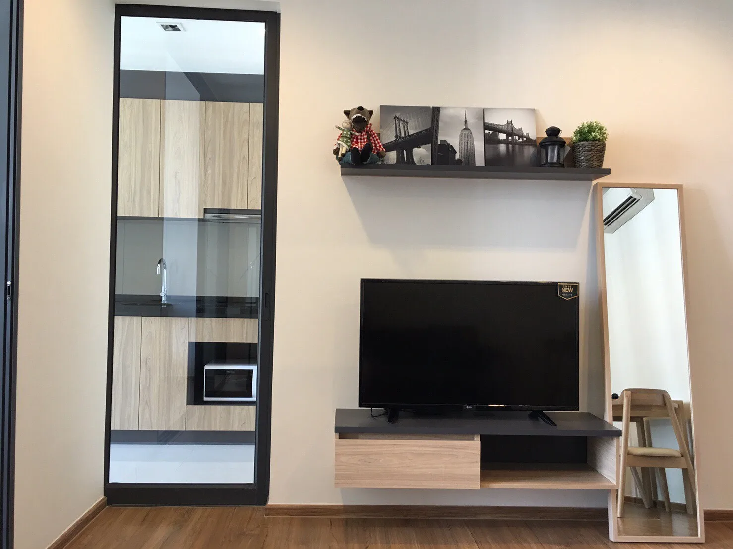 Hasu Haus — photo 3