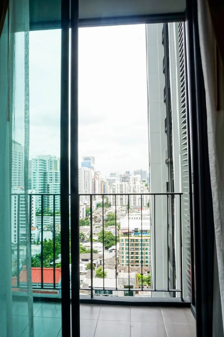 Edge Sukhumvit 23 — photo 14