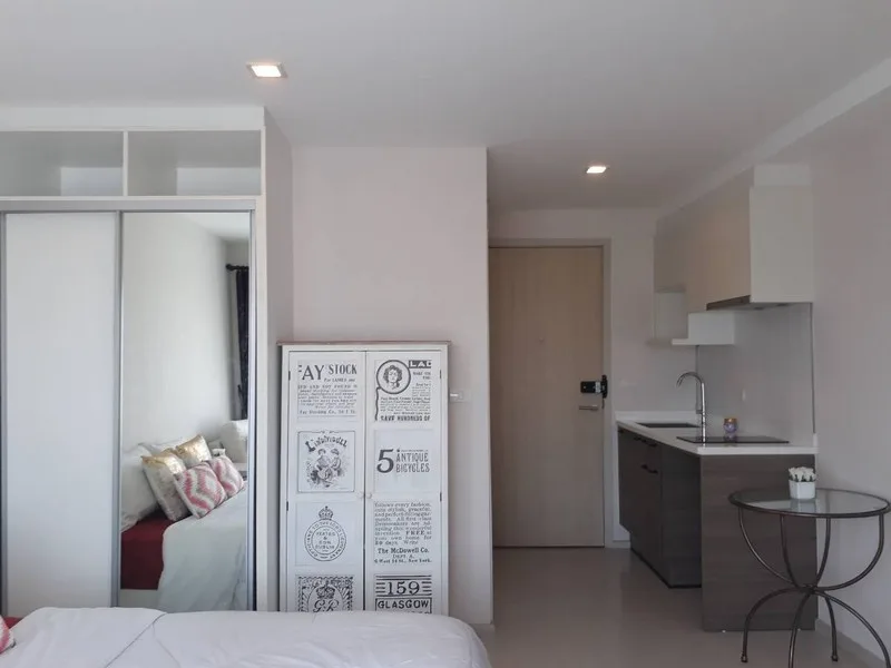 Condolette Pixel Sathorn — photo 1