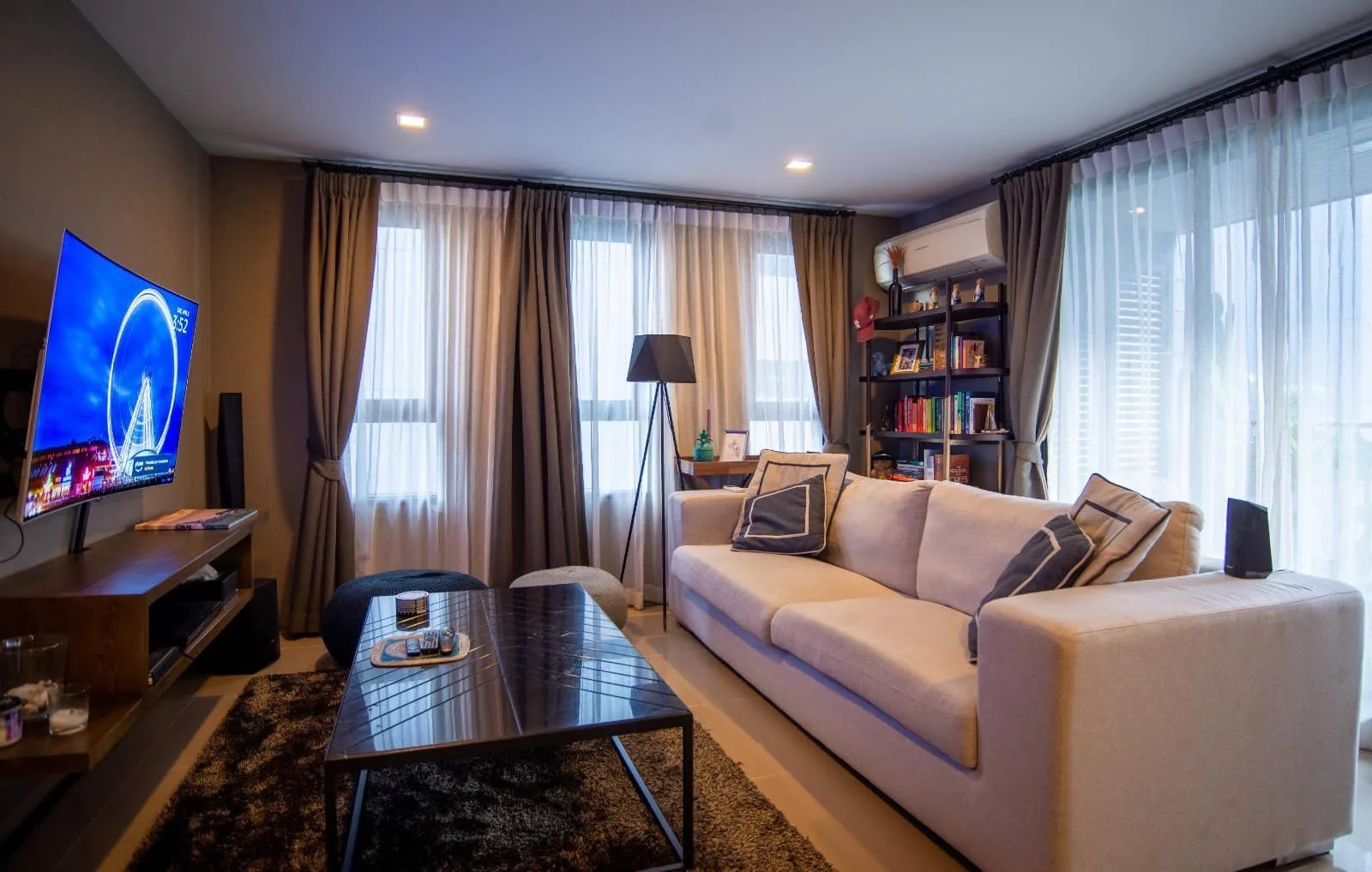 Mirage Sukhumvit 27 — photo 1