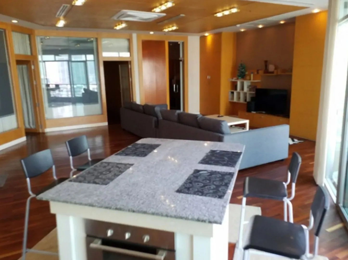 Baan Sathorn Chaopraya — photo 3