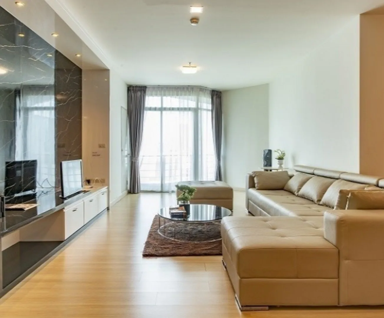 Baan Sathorn Chaopraya — photo 1