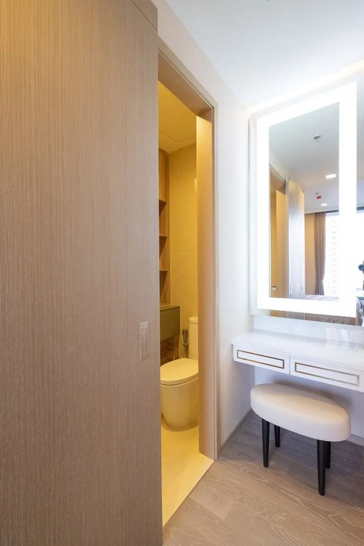 The Esse Asoke — photo 12
