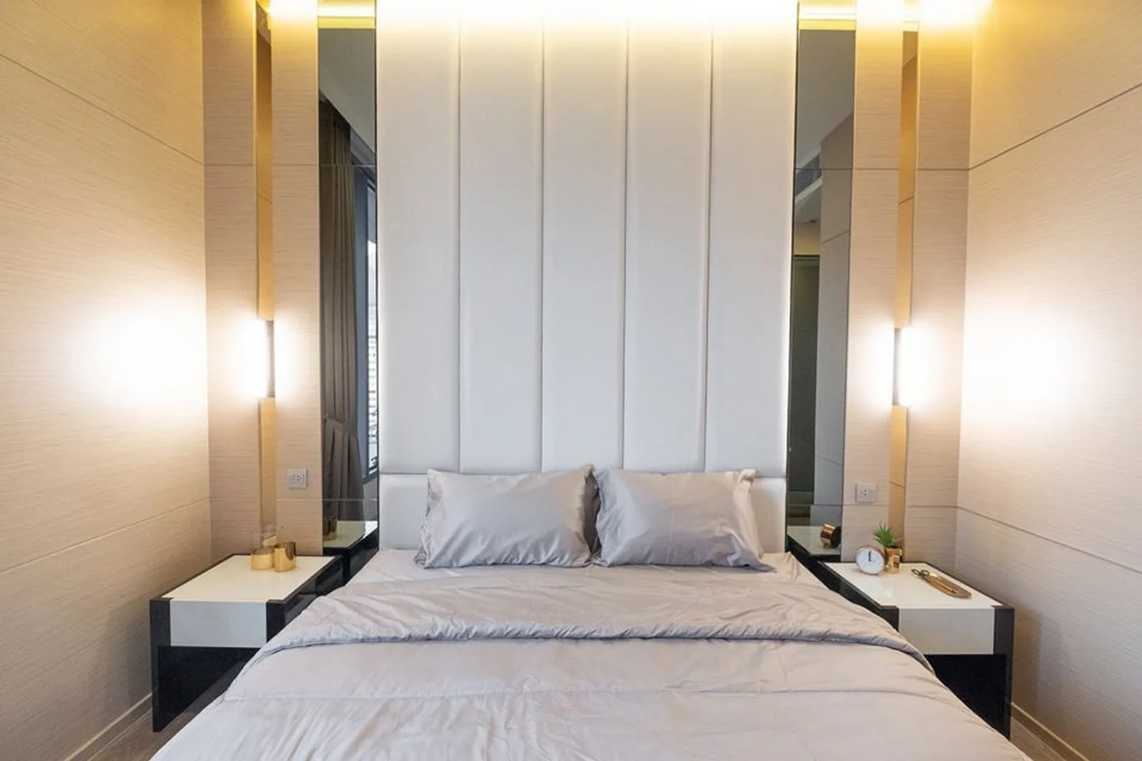 The Esse Asoke — photo 15