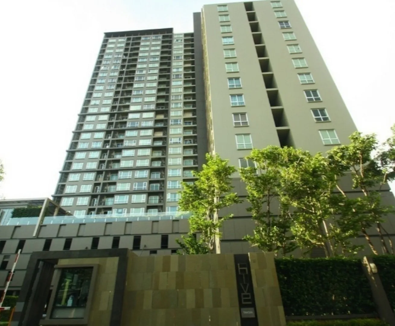 Hive Sathorn — photo 2