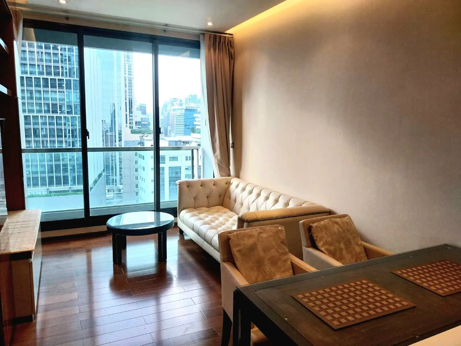 The Address Sukhumvit 28 — photo 1
