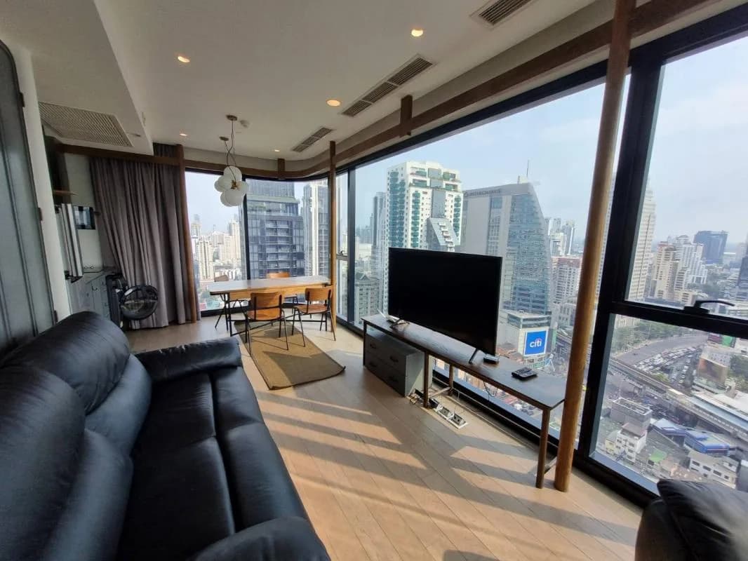 Ashton Asoke — photo 1