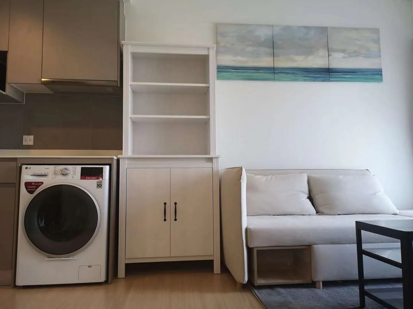 Whizdom Connect Sukhumvit — photo 1
