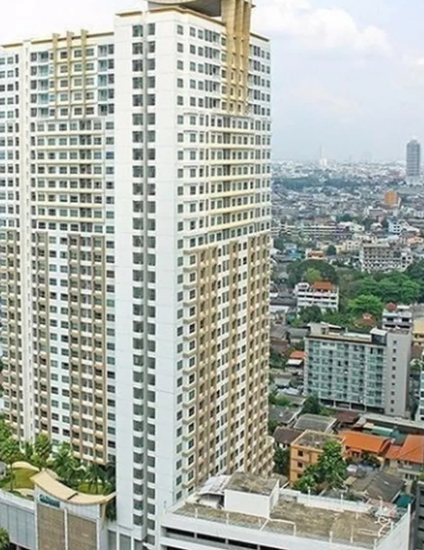 Q. House Condo Sathorn — photo 2