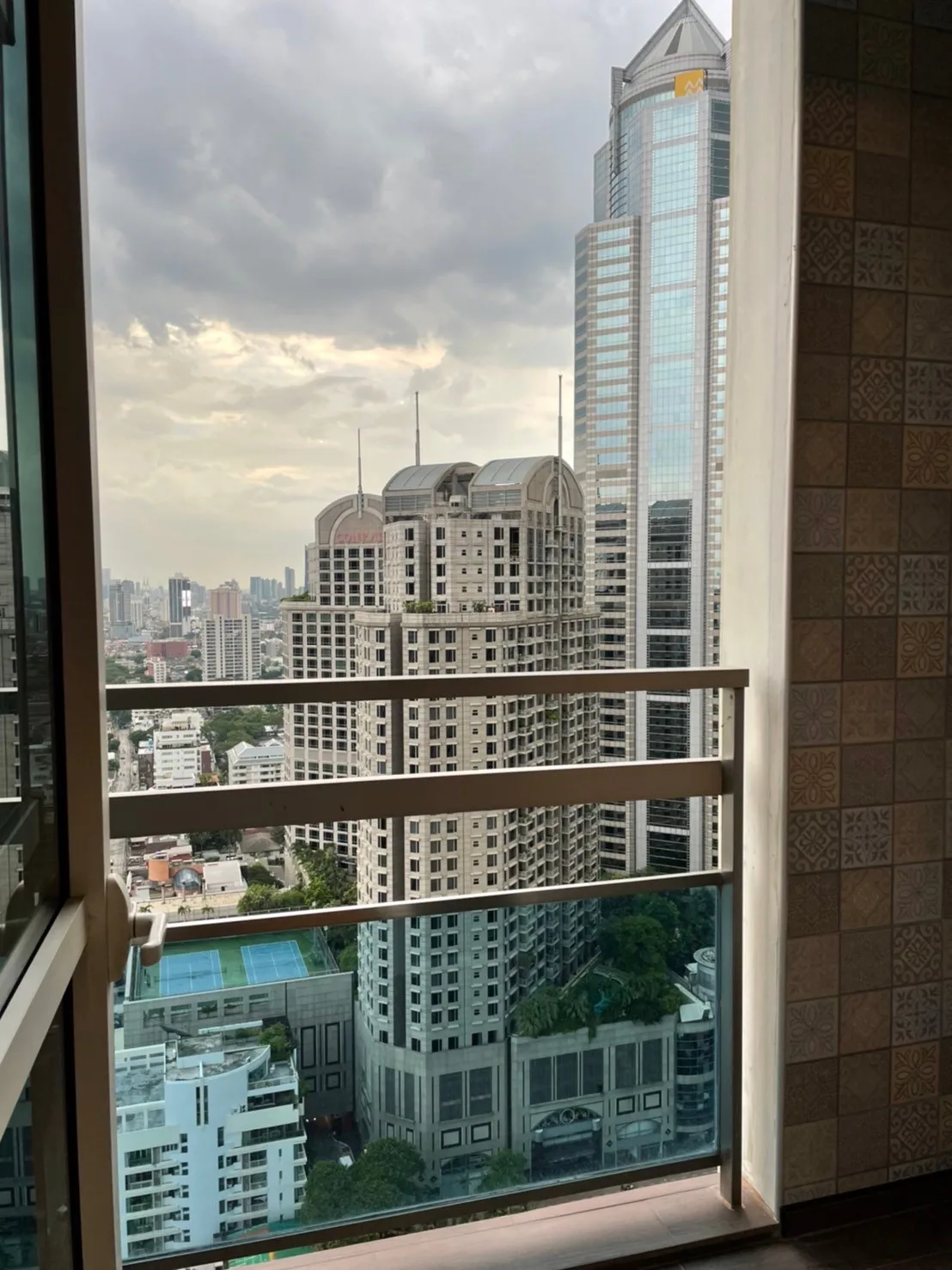 Athenee Residence — photo 20