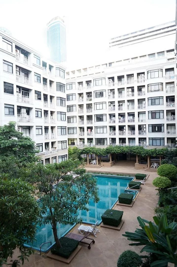 Green Point Silom — photo 8