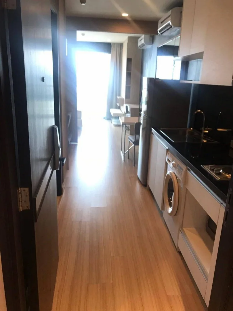 Sky Walk Condominium — photo 1