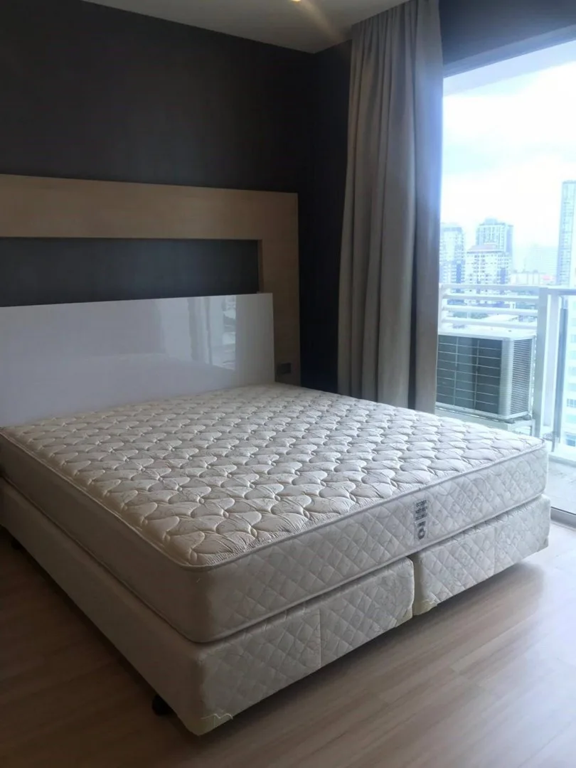Sky Walk Condominium — photo 5