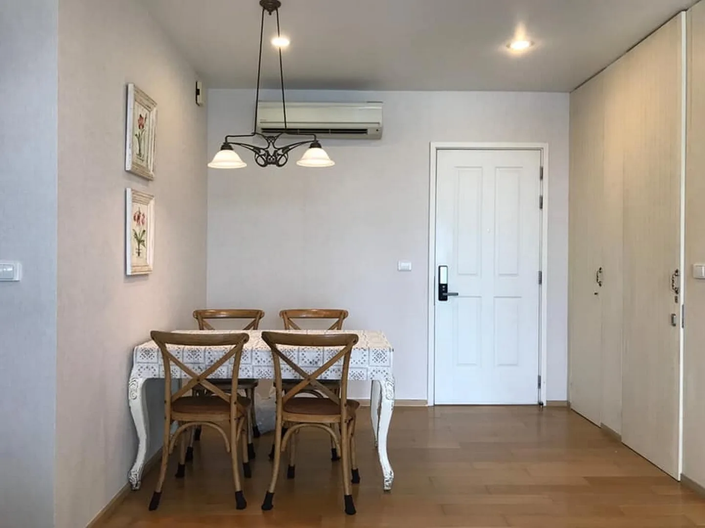 Hive Sathorn — photo 2
